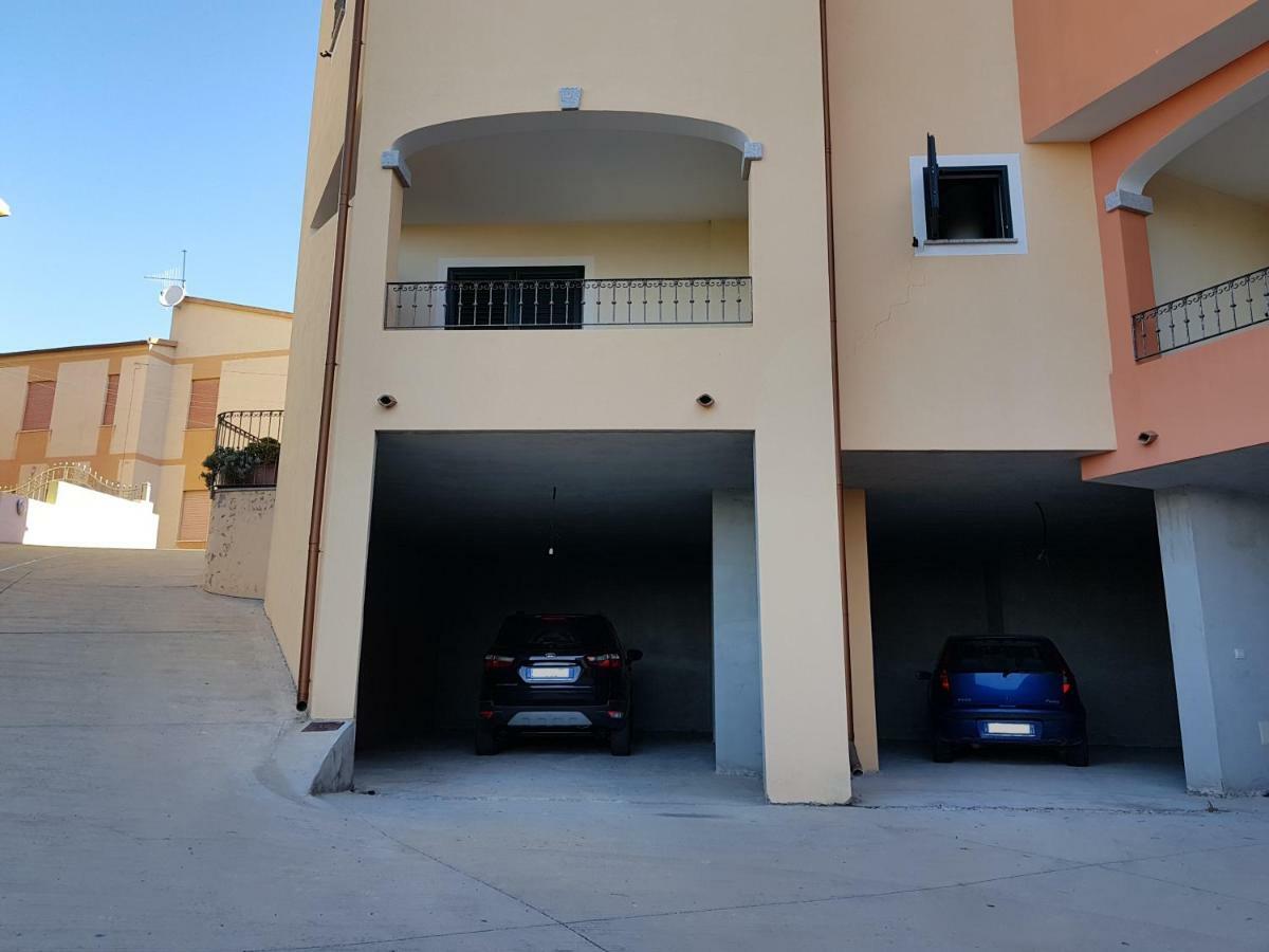 Borgo Lu Canali Da Gavino Apartment Badesi Exterior foto