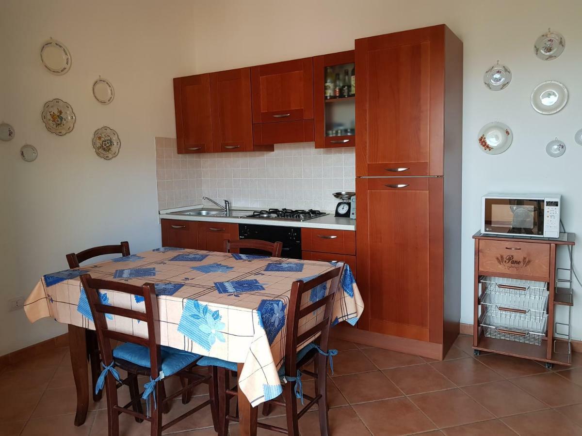 Borgo Lu Canali Da Gavino Apartment Badesi Exterior foto