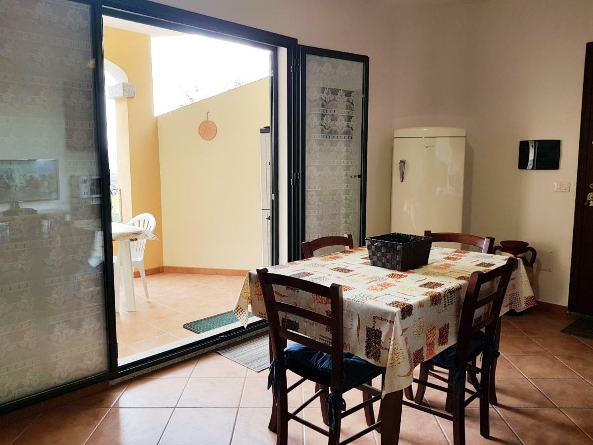 Borgo Lu Canali Da Gavino Apartment Badesi Exterior foto