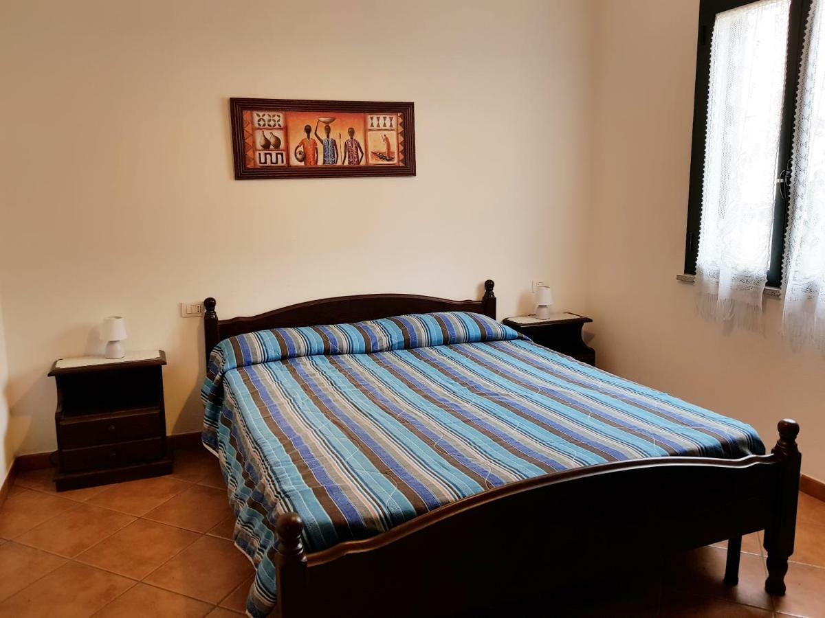 Borgo Lu Canali Da Gavino Apartment Badesi Exterior foto