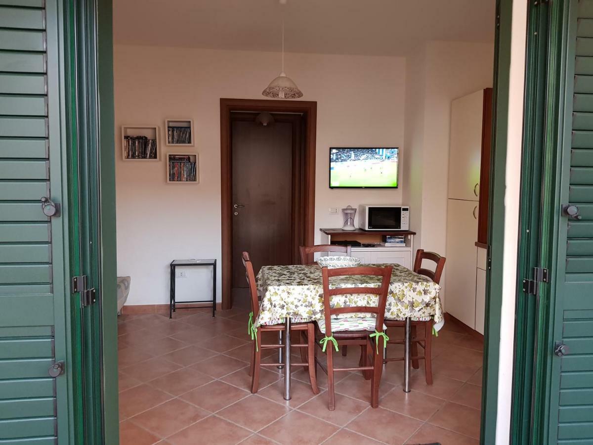 Borgo Lu Canali Da Gavino Apartment Badesi Exterior foto