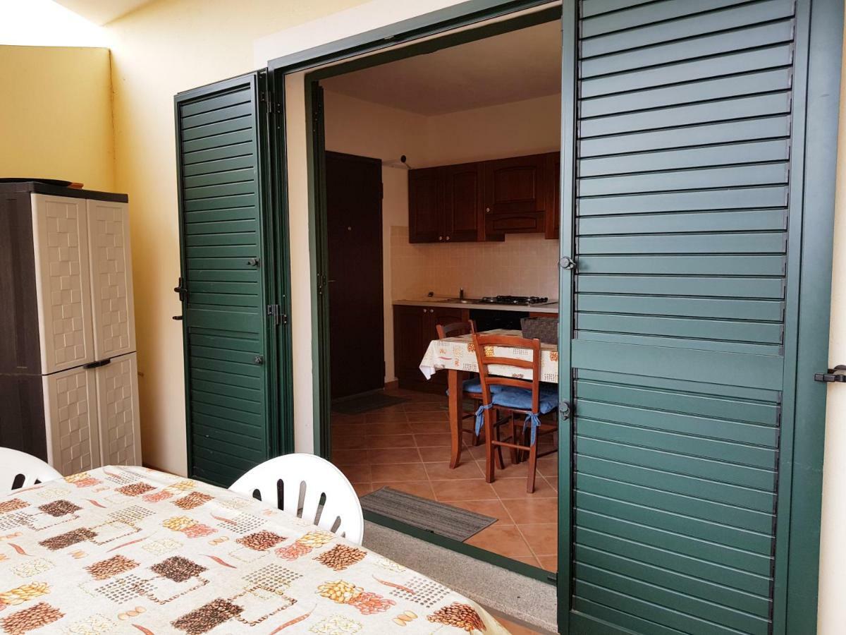 Borgo Lu Canali Da Gavino Apartment Badesi Exterior foto