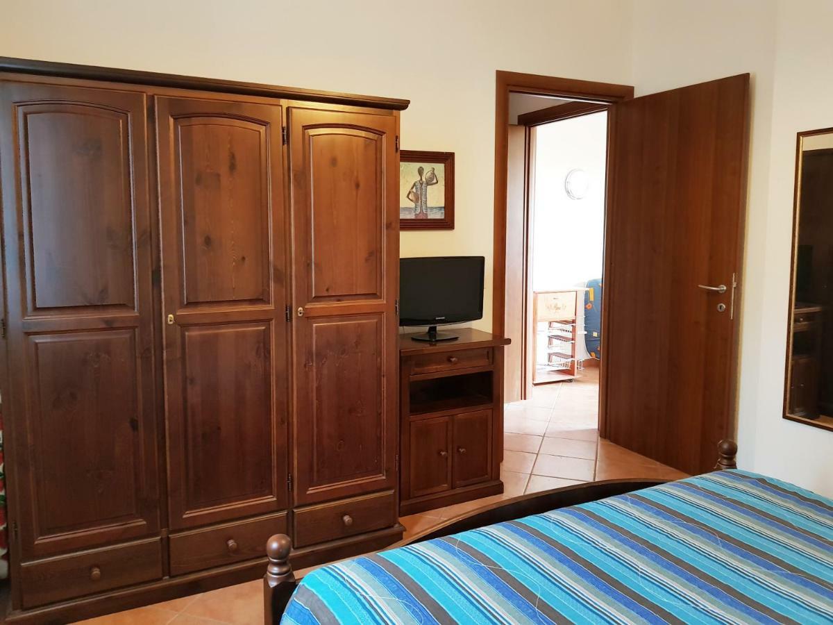 Borgo Lu Canali Da Gavino Apartment Badesi Exterior foto