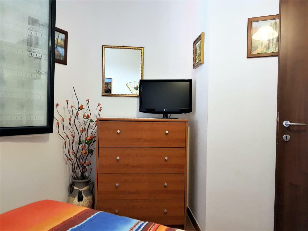 Borgo Lu Canali Da Gavino Apartment Badesi Exterior foto